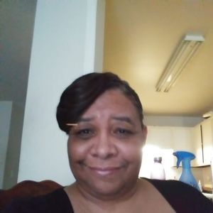 Meet your Posher, Donitta